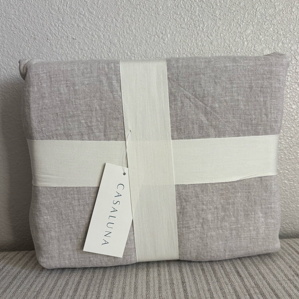 NWT Full/Queen 100% Linen Duvet Set Natural- Casaluna